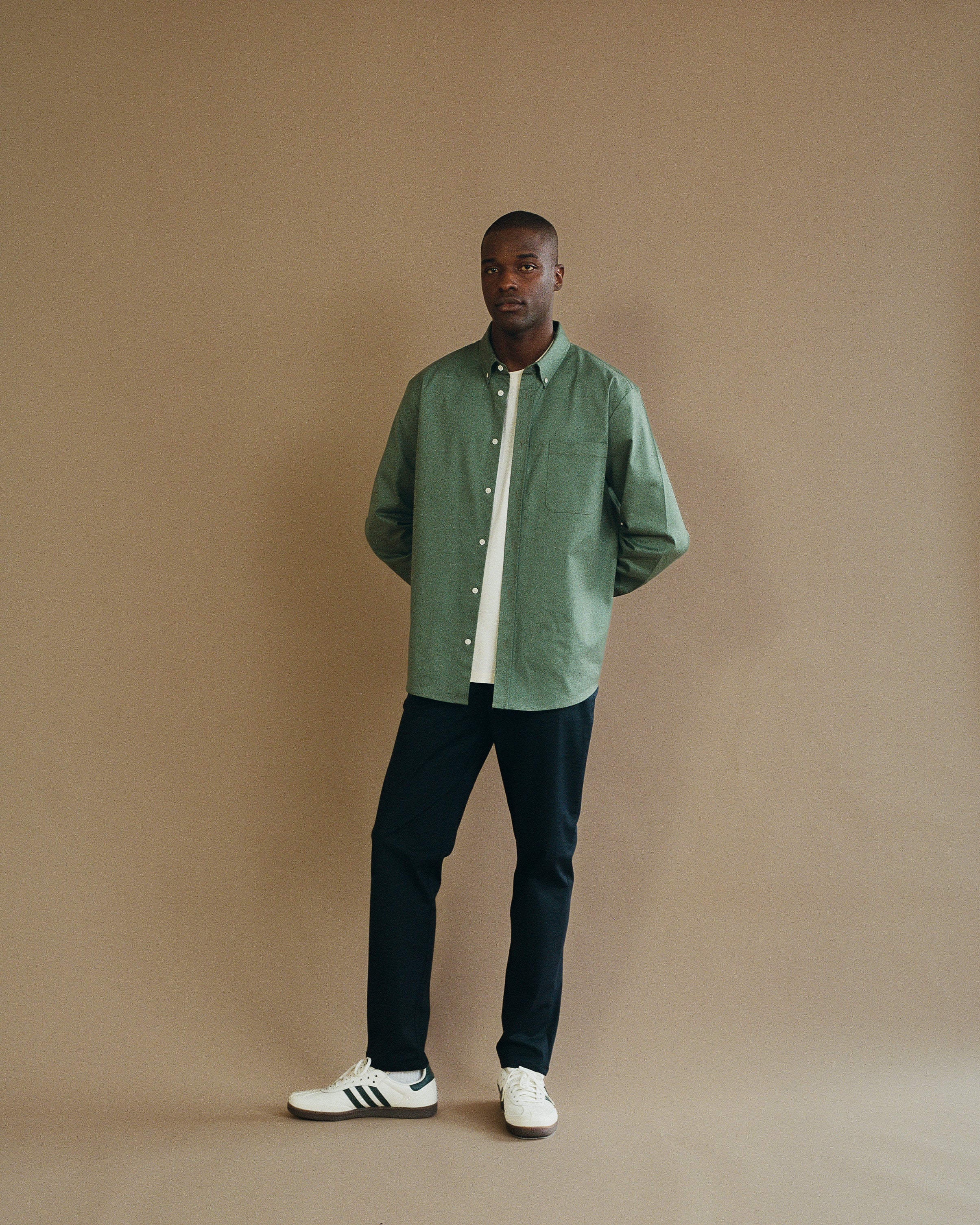 Austin Oxford - Olive